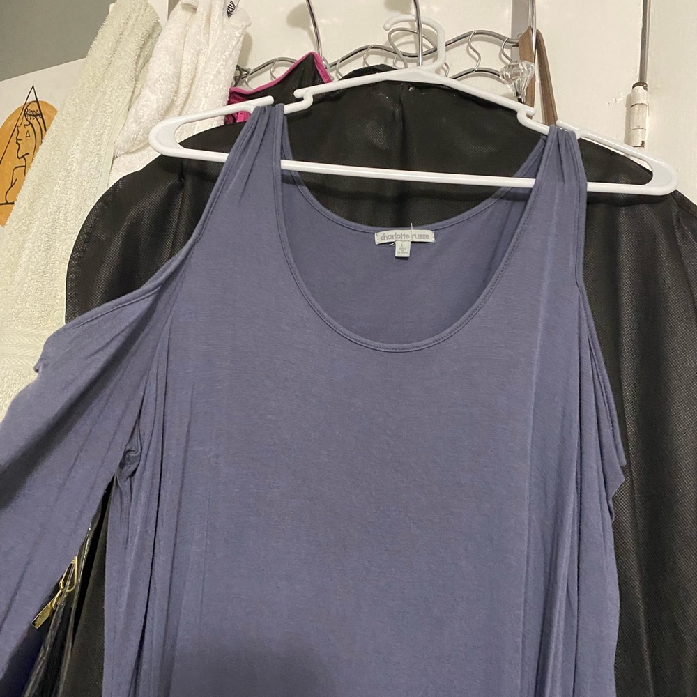 Cut out shoulder long sleeve
